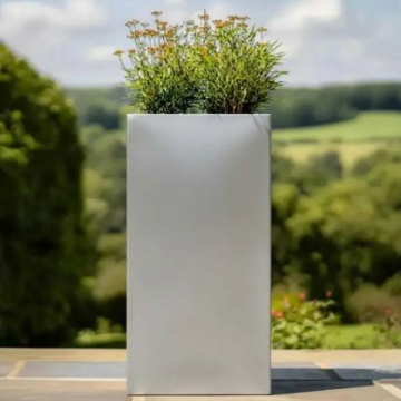 30*30*50  YÜKSEK KARE SAKSI